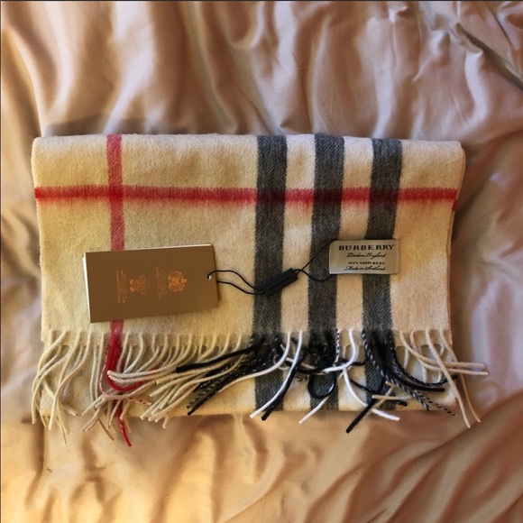Burberry camel scarf 100% cashmere - Picture 1 of 3
